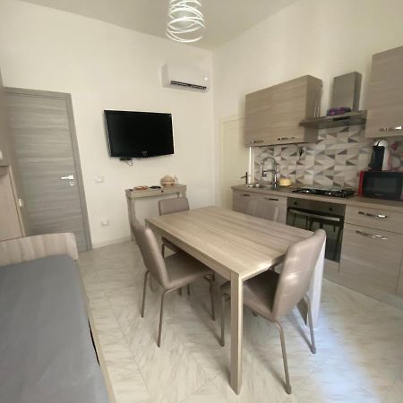 Appartamento Bilocale 4 Posti بوسا المظهر الخارجي الصورة